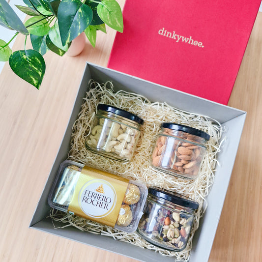 dinkywhee gift hamper